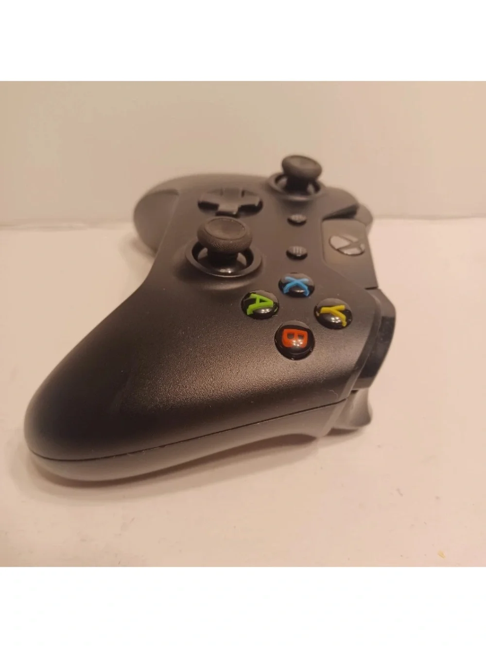 Microsoft Xbox One Wireless Controller - 1697 Model - Black